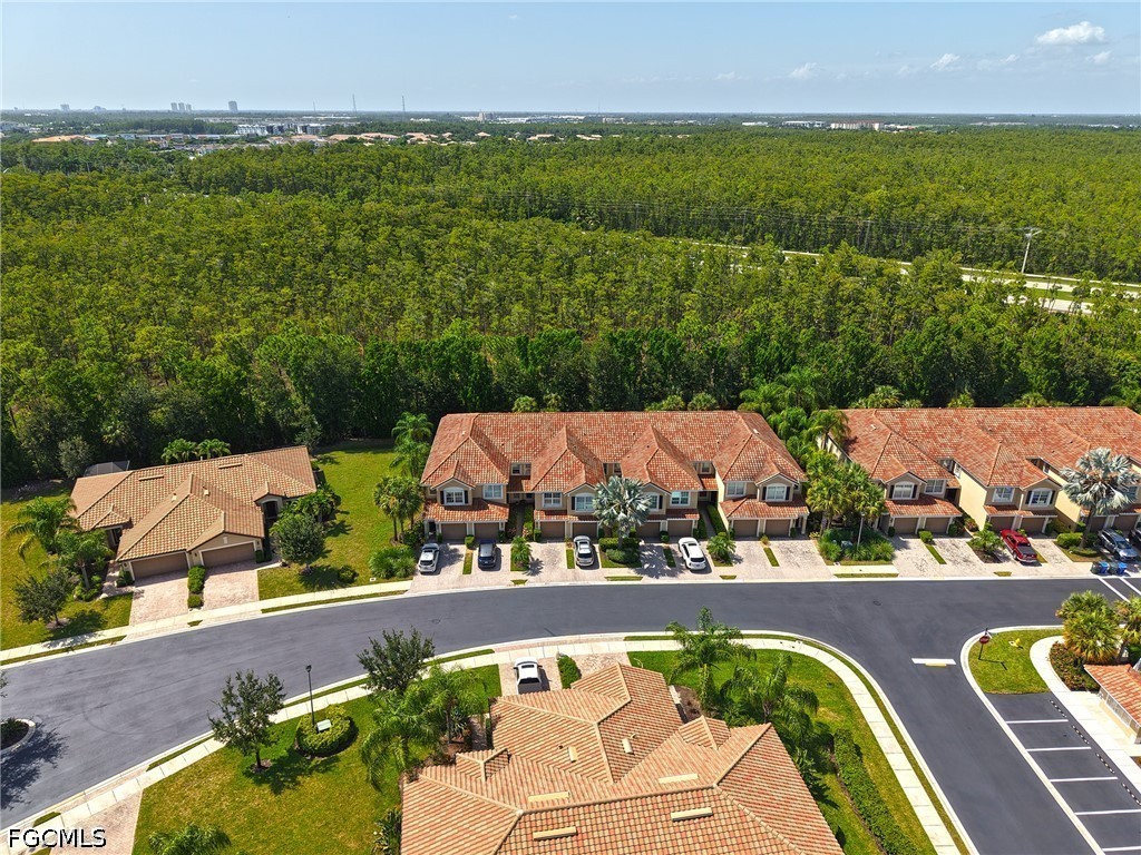 3 Bed Condominium for Sale in Whispering Palms, photo 2