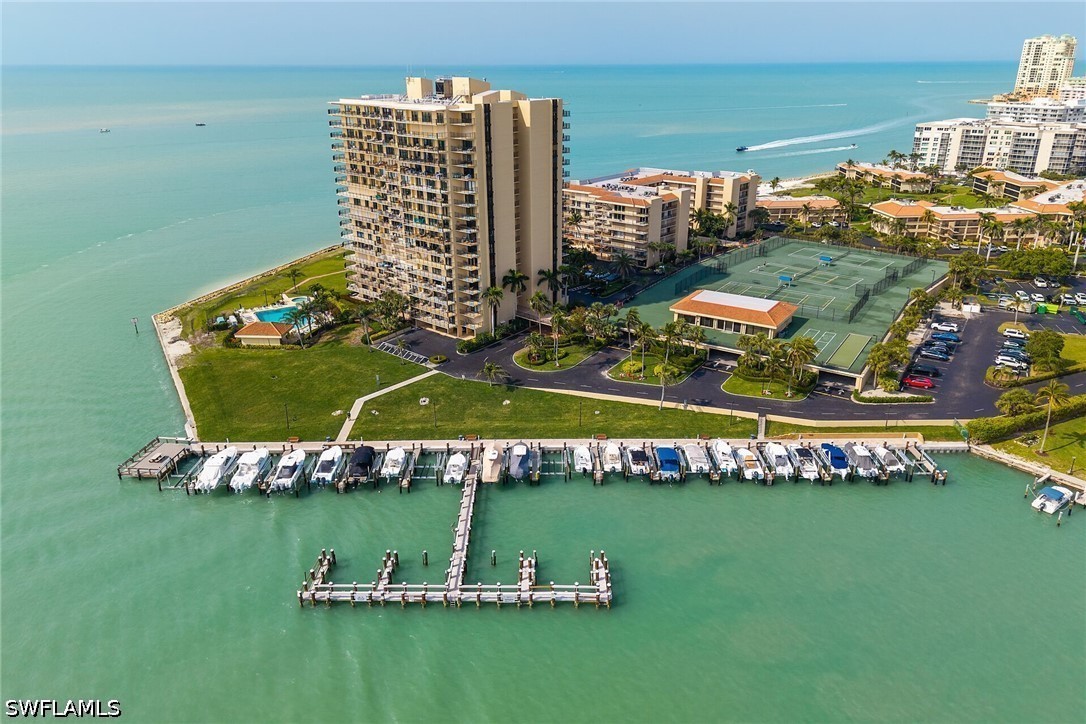 2 Bed Waterfront Home for Sale in Marco Island, photo 2