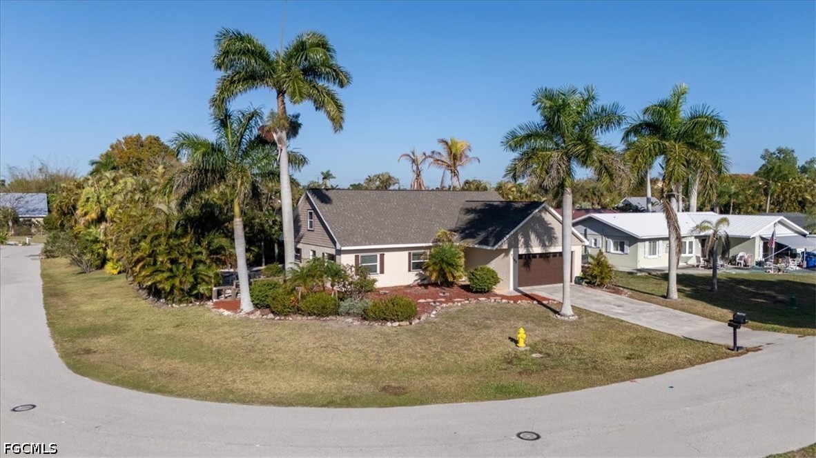 4 Bed Pool Home for Sale in Wildwood Addition, photo 2