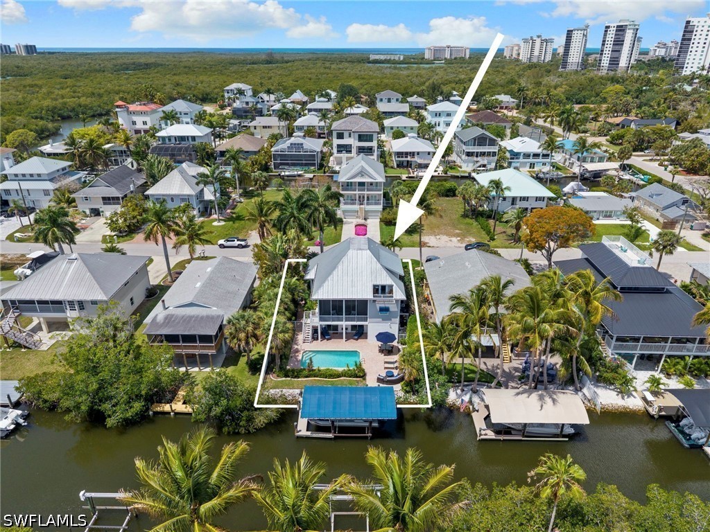 4 Bed Pool Home for Sale in Gulf Harbor, photo 2