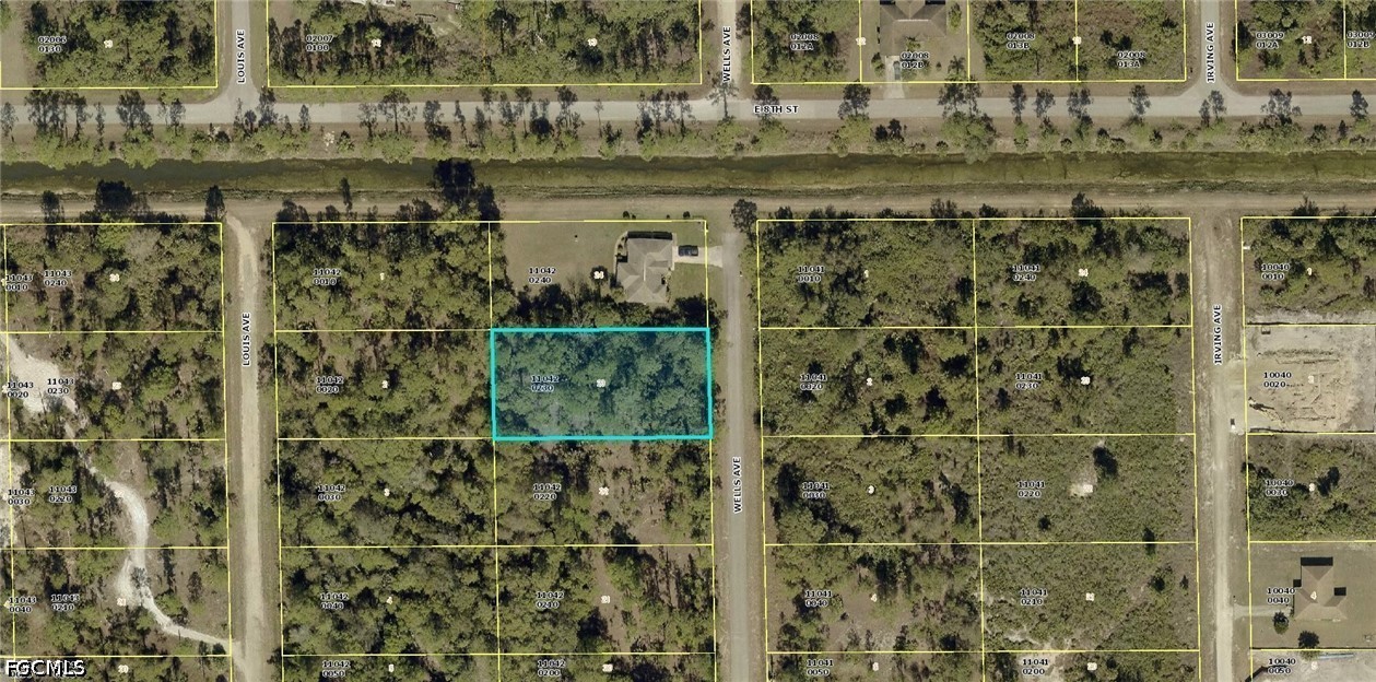 Residential for Sale in Lehigh Acres, photo 2