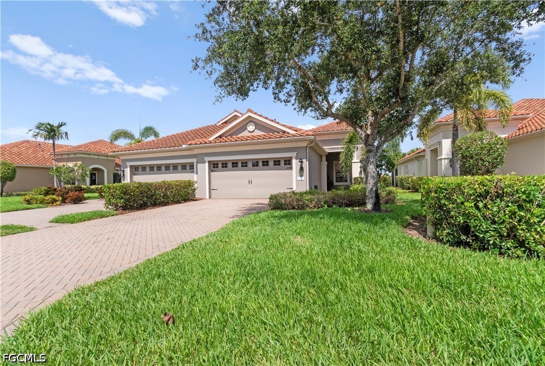 2 Bed Waterfront Home for Sale in Watermark, photo 2