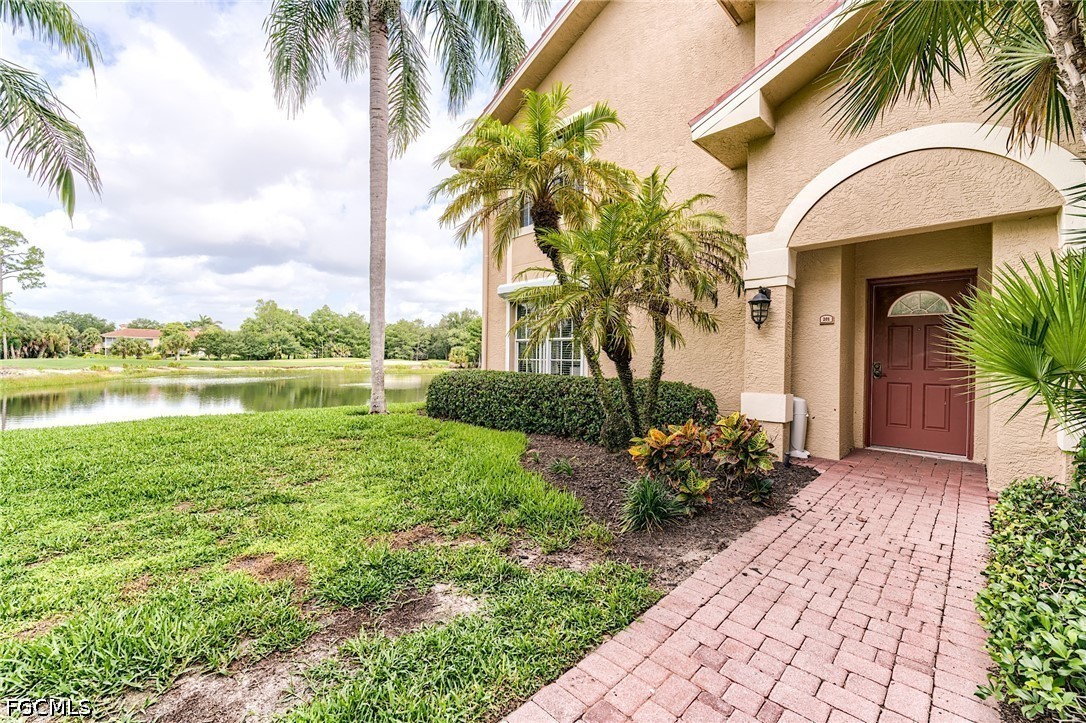 3 Bed Condominium for Sale in Oakwood, photo 2