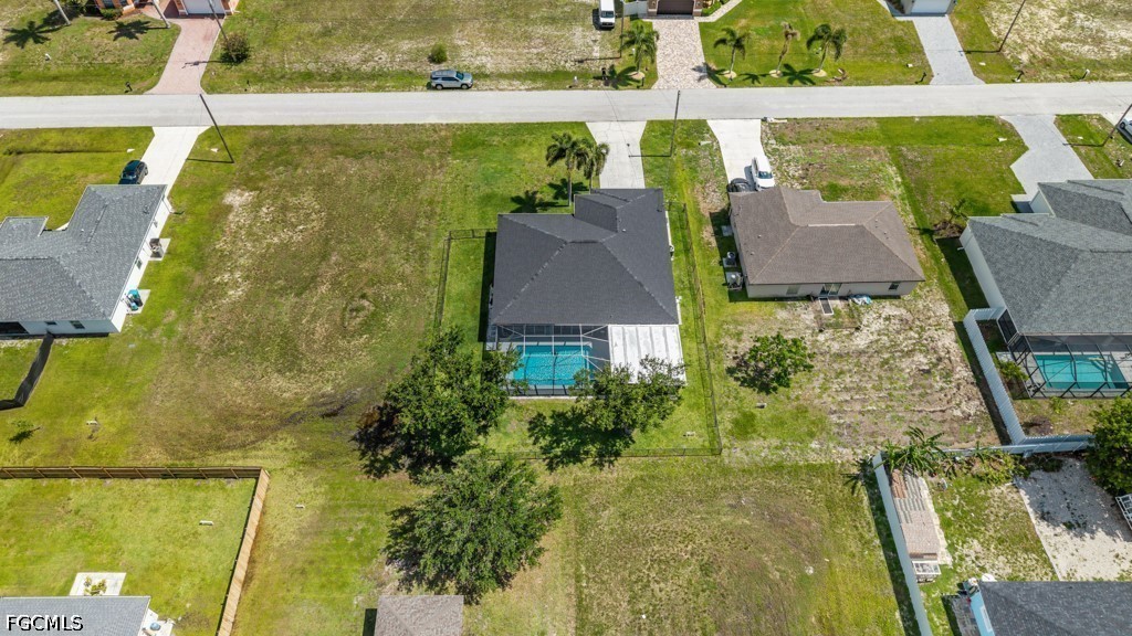 4 Bed Pool Home for Sale in Cape Coral, photo 2