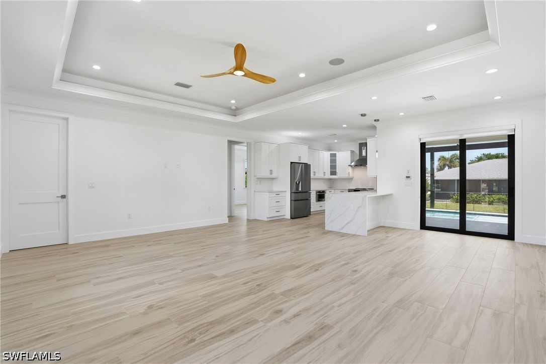 3 Bed Pool Home for Sale in Marco Beach, photo 2