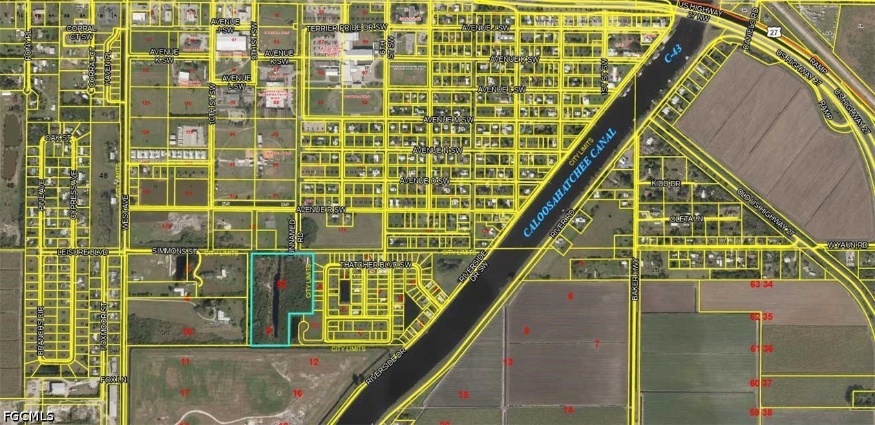 3 Bed ManufacturedHome for Sale in Moore Haven, photo 2