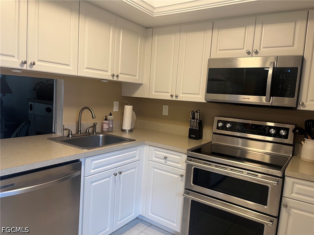 1 Bed Condominium for Sale in Seven Lakes, photo 2