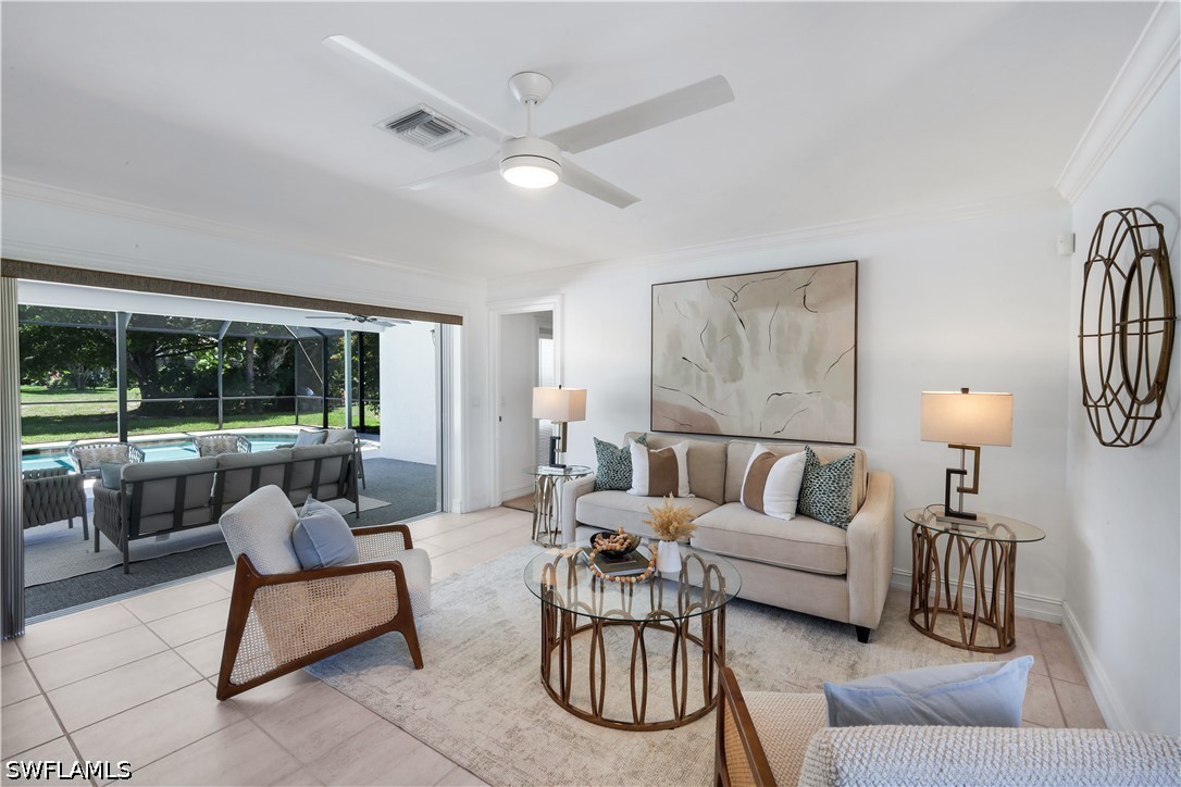 3 Bed Pool Home for Sale in Palm River Estates, photo 2