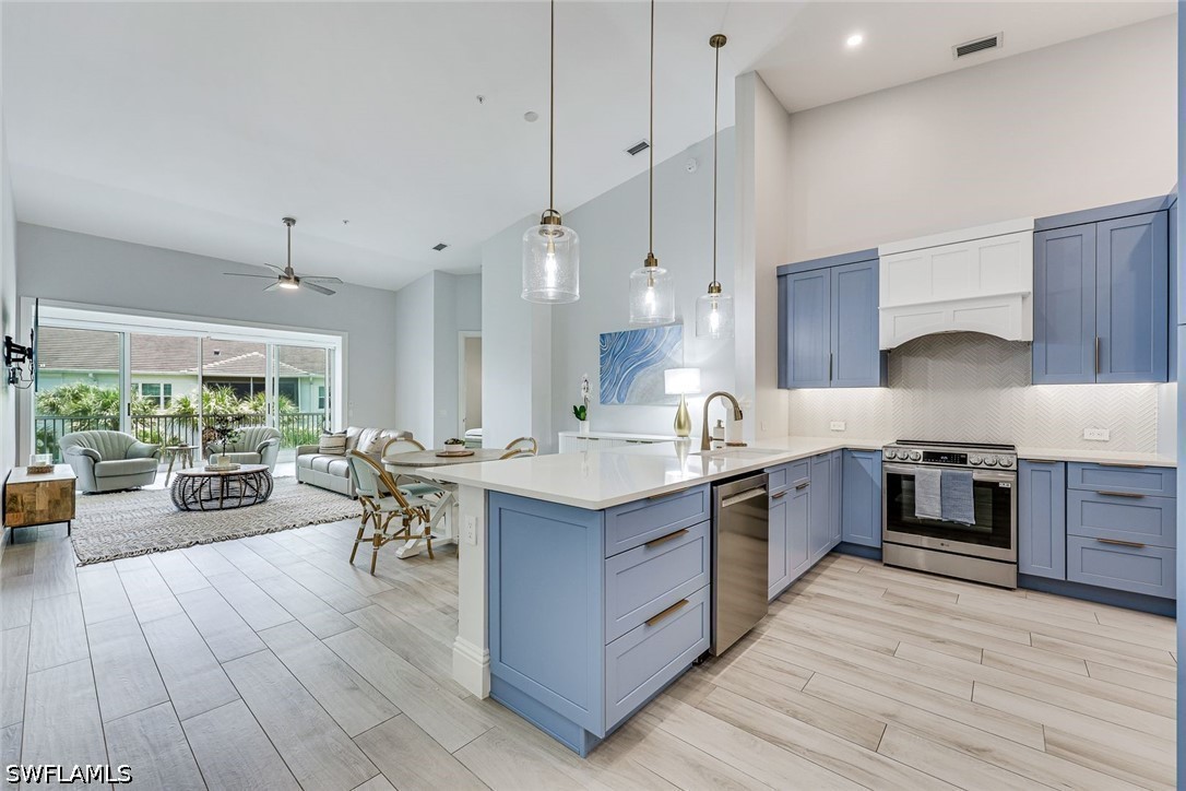 3 Bed Condominium for Sale in Breakwater, photo 2