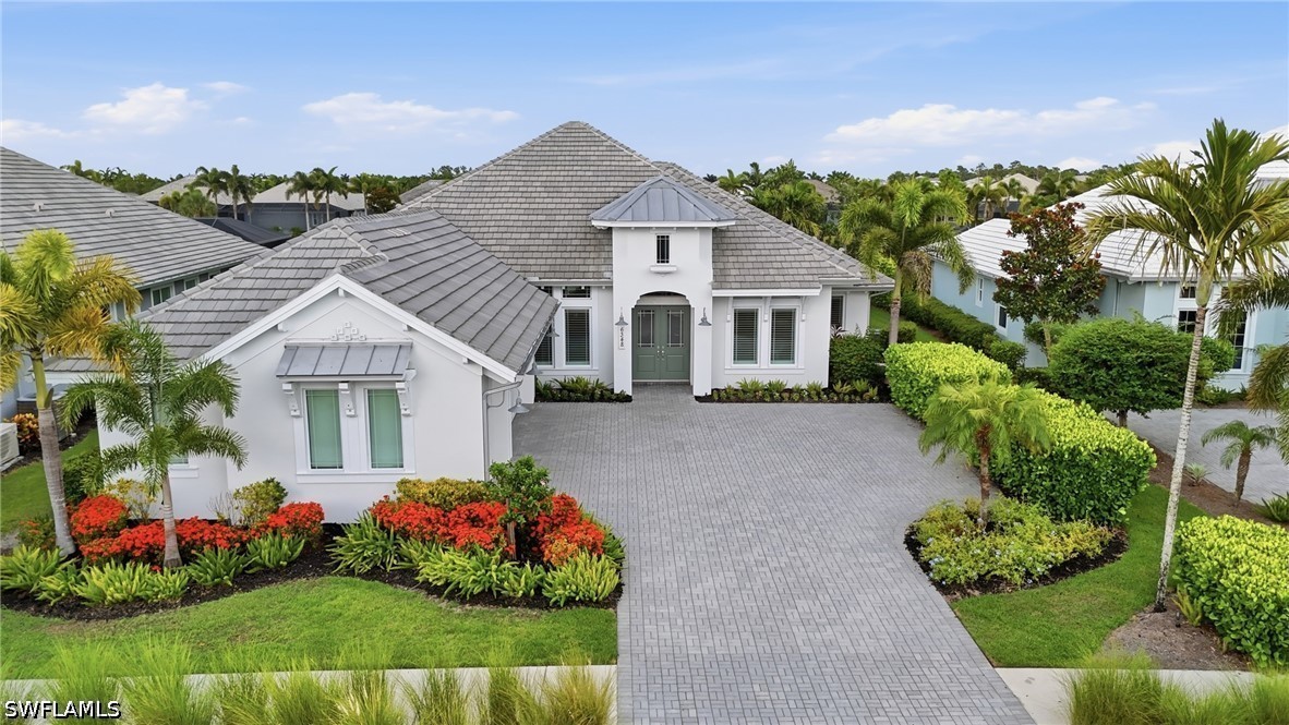 3 Bed Pool Home for Sale in Naples, photo 2