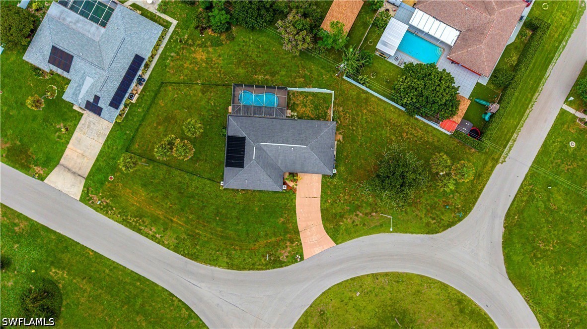 3 Bed Pool Home for Sale in Lehigh Acres, photo 2