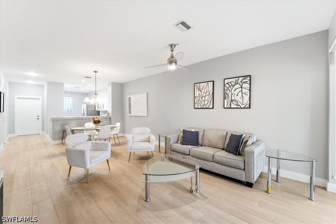 2 Bed Condominium for Sale in Naples, photo 2