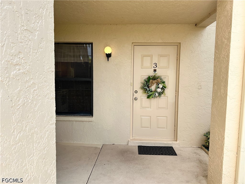 2 Bed Condominium for Sale in Fort Myers, photo 2