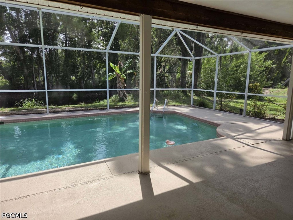 3 Bed Pool Home for Sale in San Carlos Park, photo 2