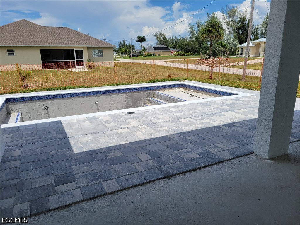 4 Bed Pool Home for Sale in Cape Coral, photo 2