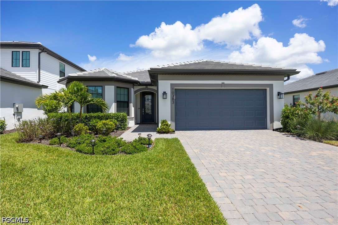 3 Bed SingleFamilyResidence for Sale in Bonita Del Sol, photo 2