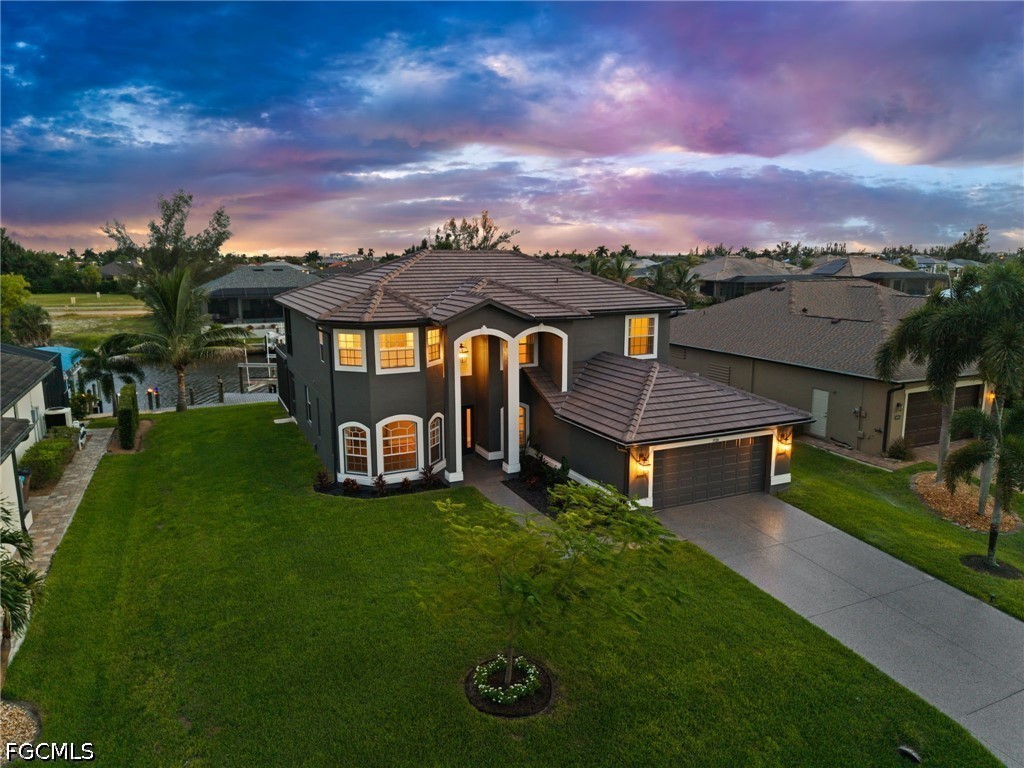4 Bed Pool Home for Sale in Cape Coral, photo 2