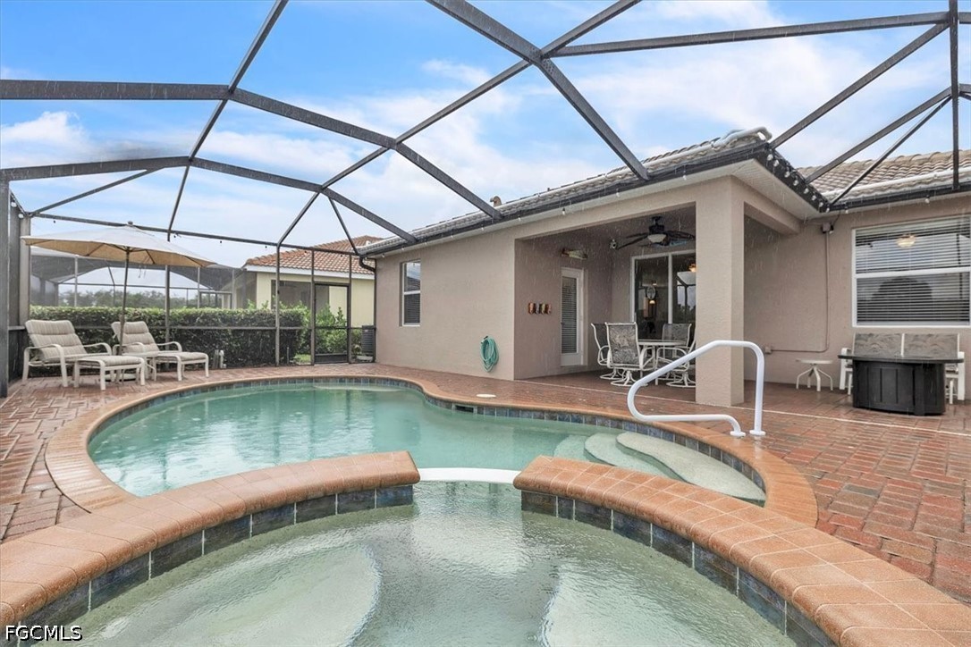 3 Bed Pool Home for Sale in North Fort Myers, photo 2