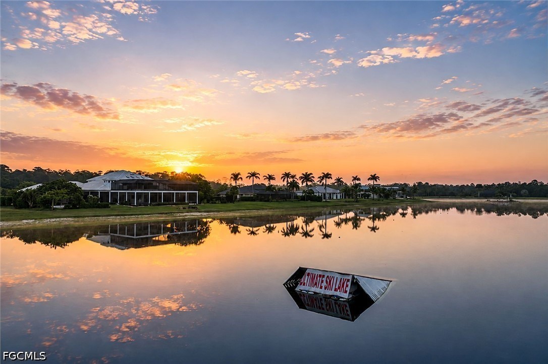 6 Bed Pool Home for Sale in Estero, photo 2