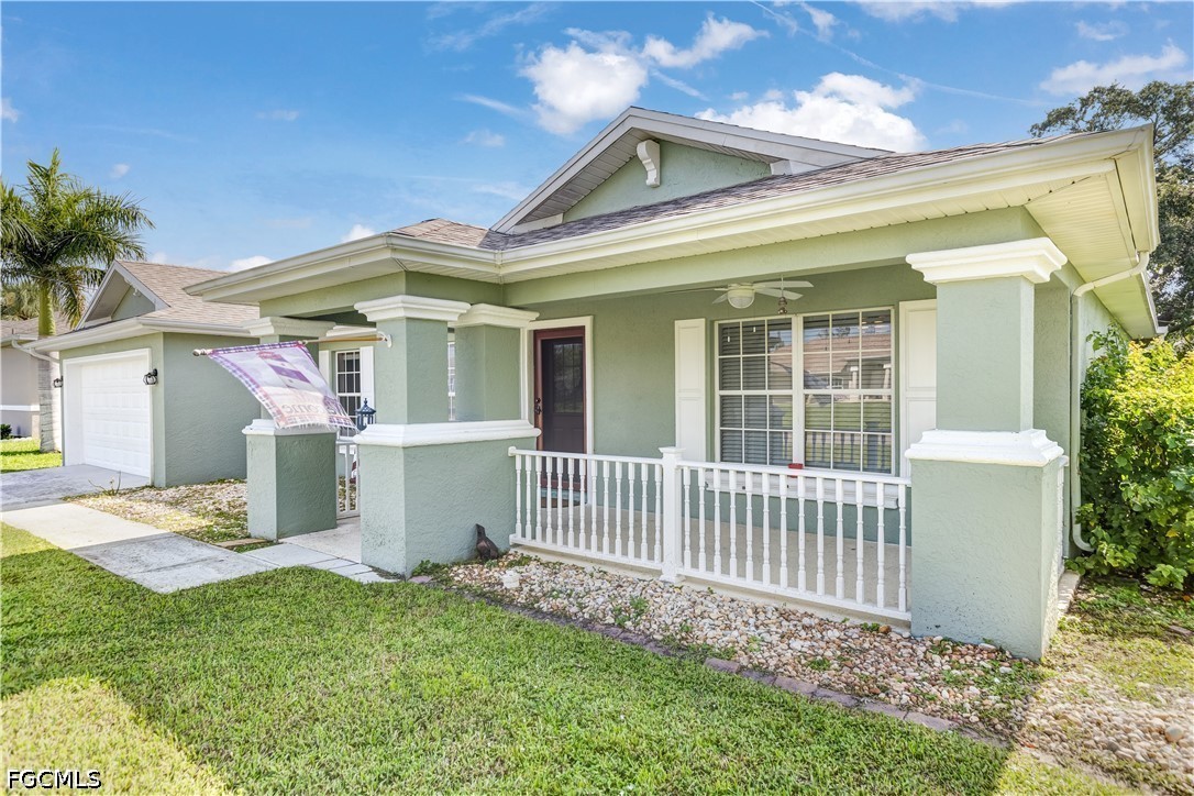 3 Bed SingleFamilyResidence for Sale in Cape Coral, photo 2