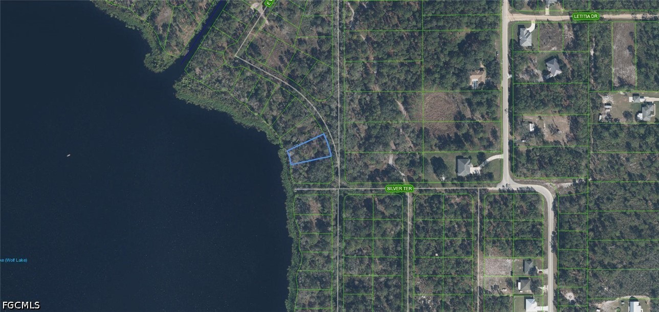 Residential for Sale in Acreage, photo 2