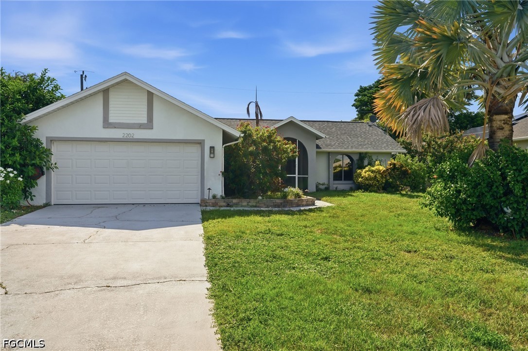 4 Bed Pool Home for Sale in Cape Coral, photo 2
