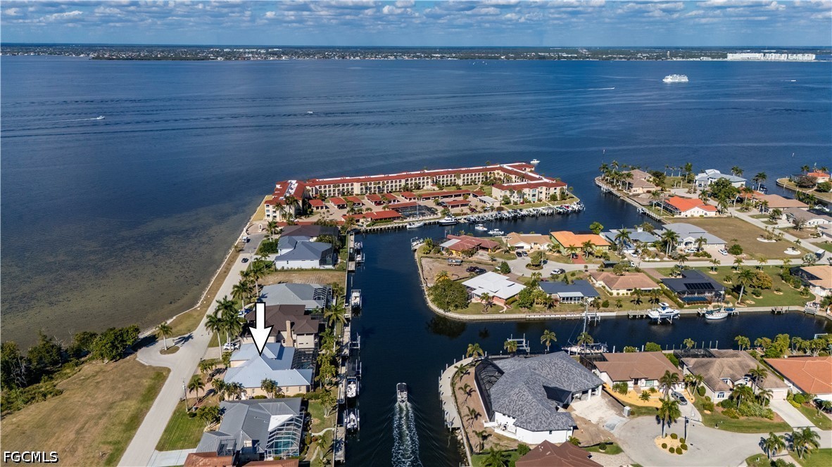 3 Bed Pool Home for Sale in Punta Gorda, photo 2
