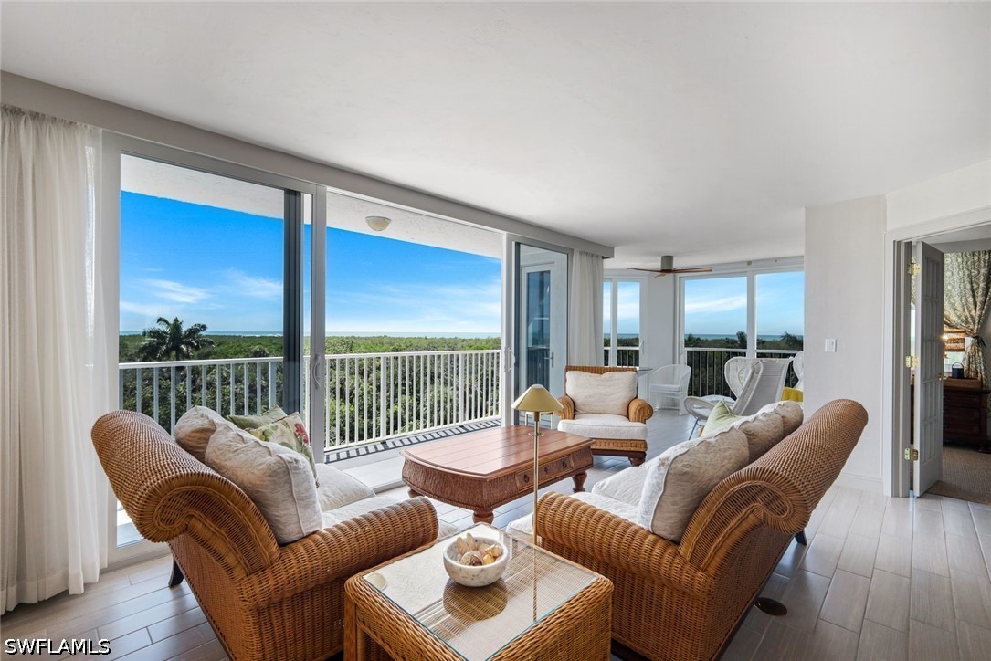2 Bed Condominium for Sale in St Lucia, photo 2