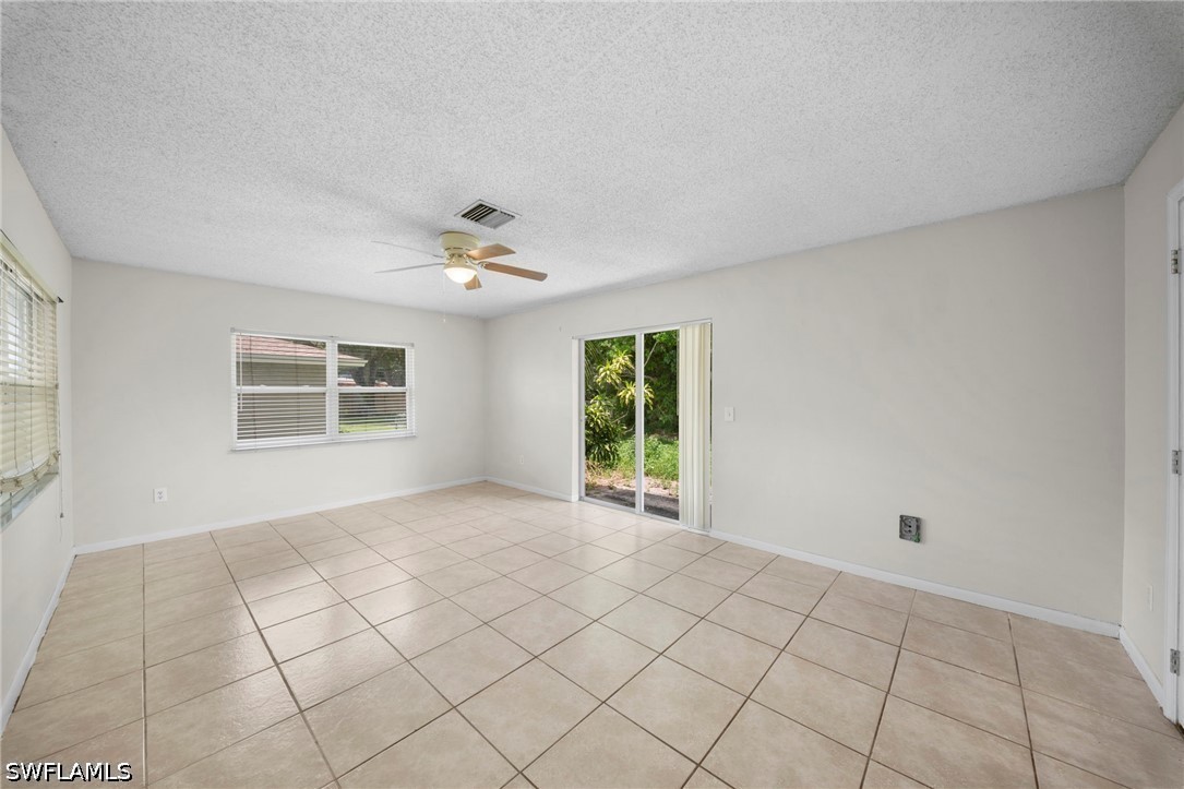 5 Bed Duplex for Sale in Sunset Cove, photo 2