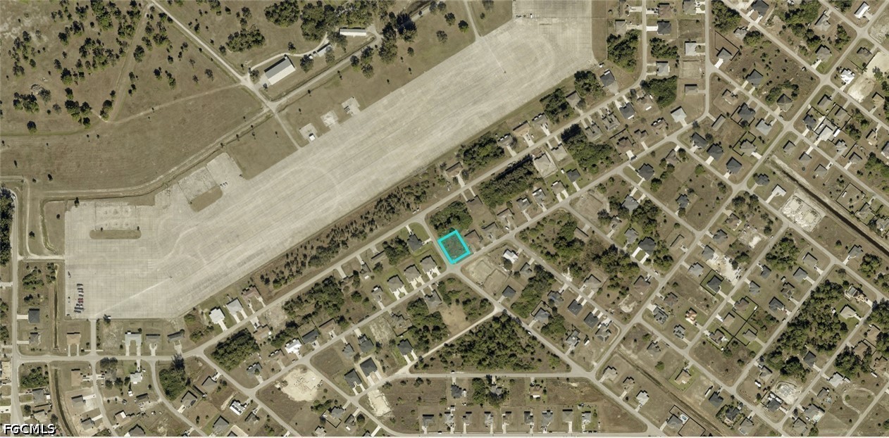 Residential for Sale in Lehigh Acres, photo 2