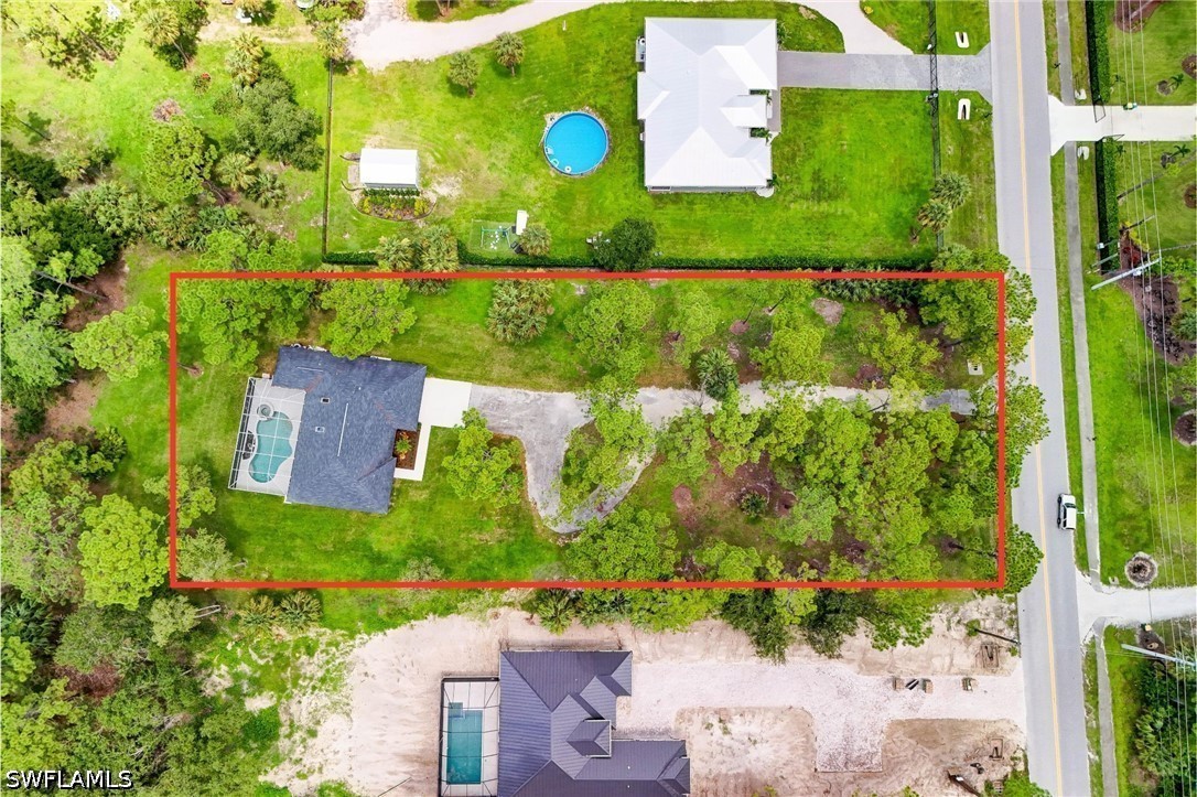 3 Bed Pool Home for Sale in Naples, photo 2