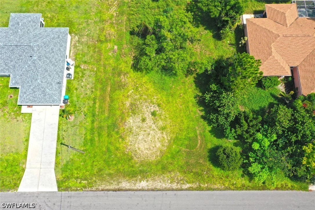 Residential for Sale in Cape Coral, photo 2