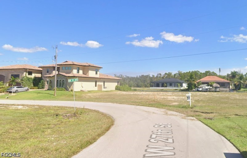 Residential for Sale in Cape Coral, photo 2