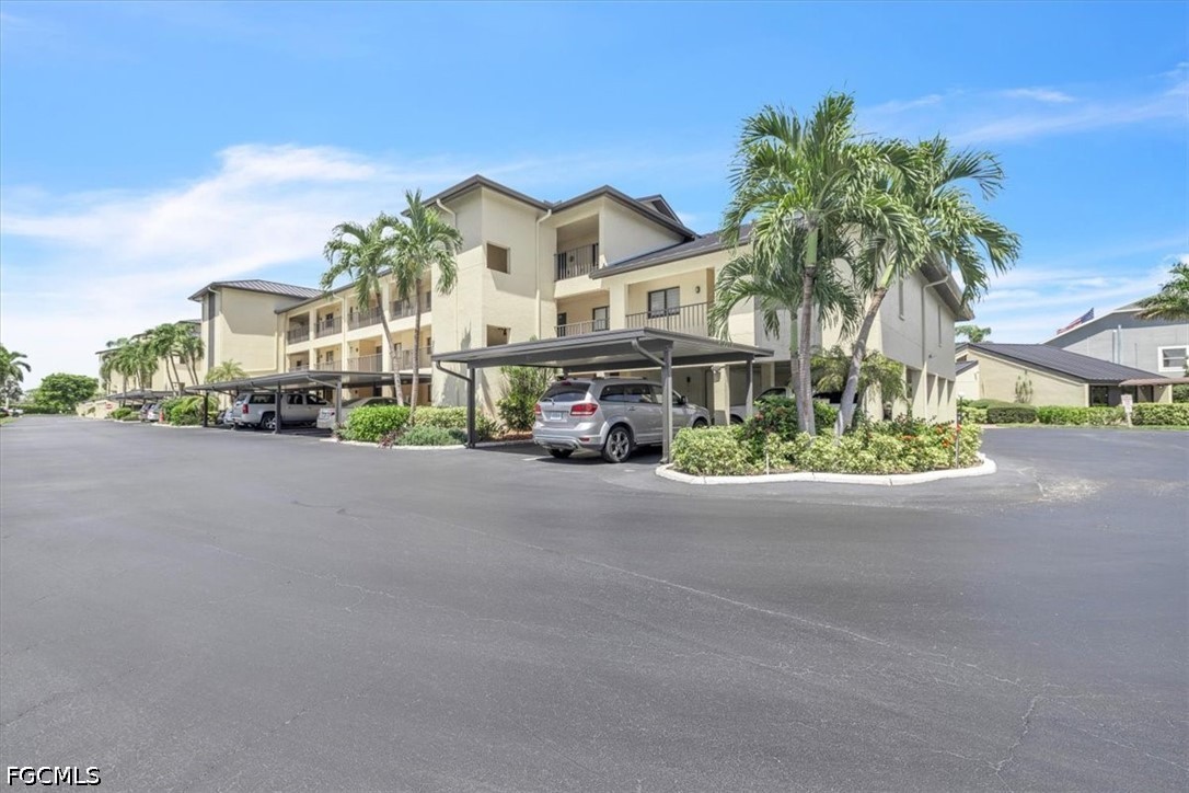 2 Bed Waterfront Home for Sale in Cape Coral, photo 2