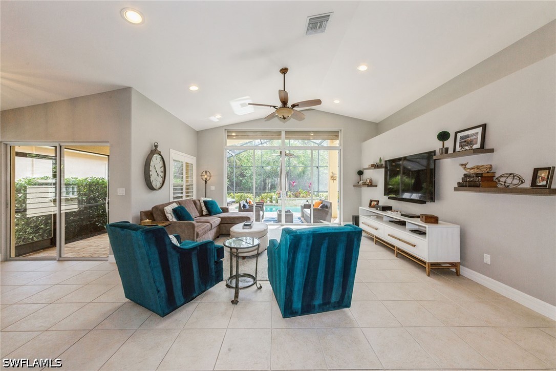 3 Bed Pool Home for Sale in Saturnia Lakes, photo 2