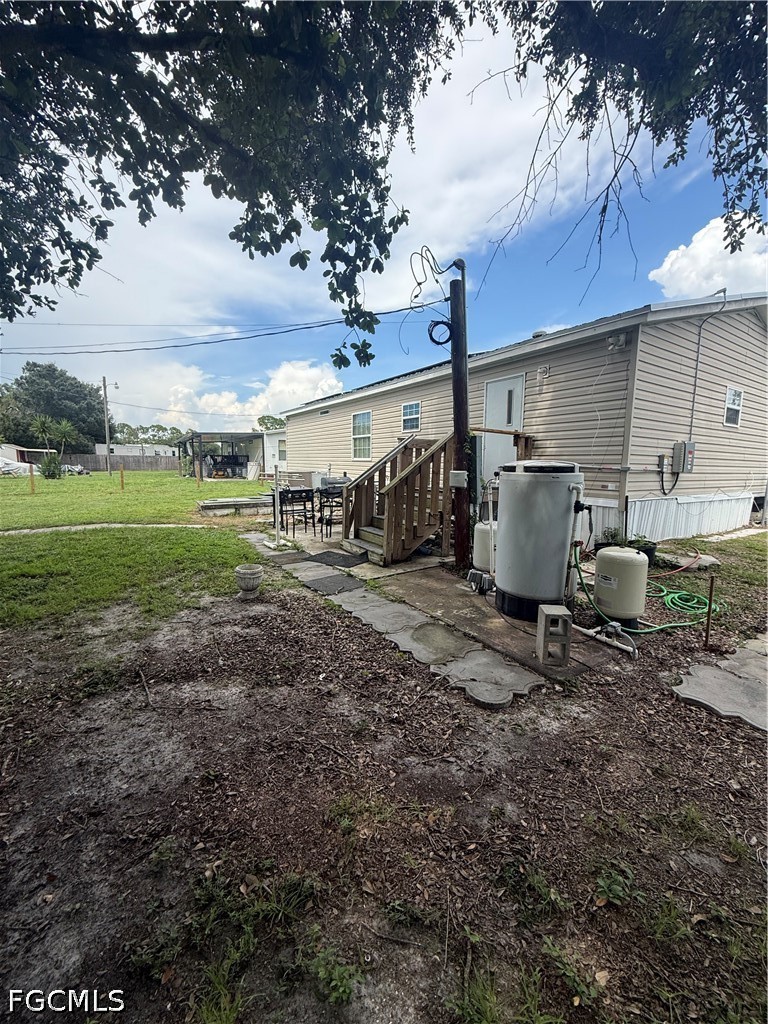 2 Bed ManufacturedHome for Sale in North Fort Myers, photo 2
