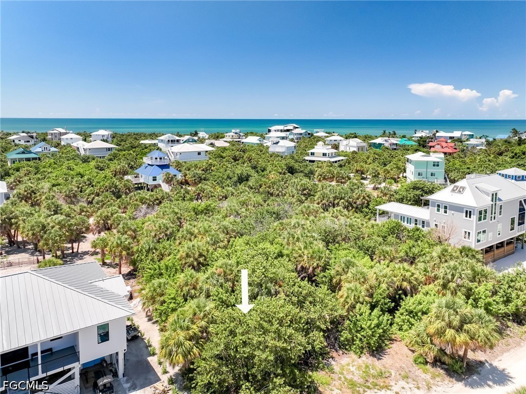 Residential for Sale in Upper Captiva, photo 2