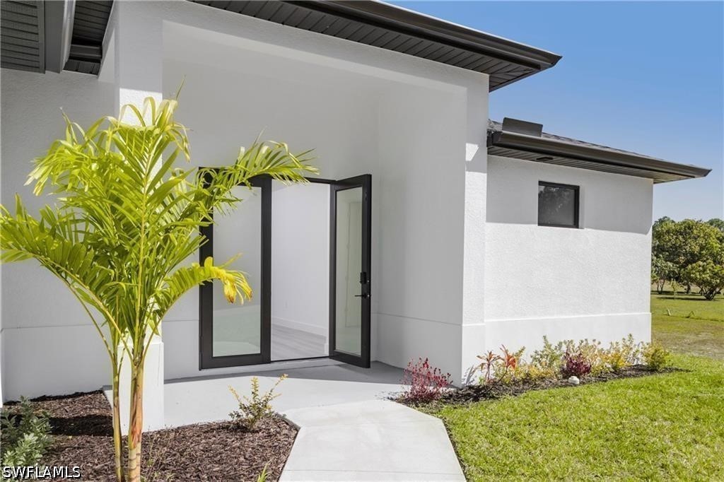 3 Bed SingleFamilyResidence for Sale in Lehigh Acres, photo 2