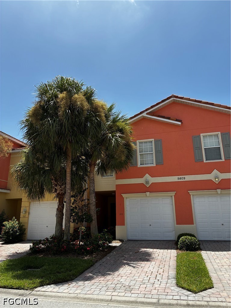 3 Bed Townhouse for Sale in Sail Harbour, photo 2