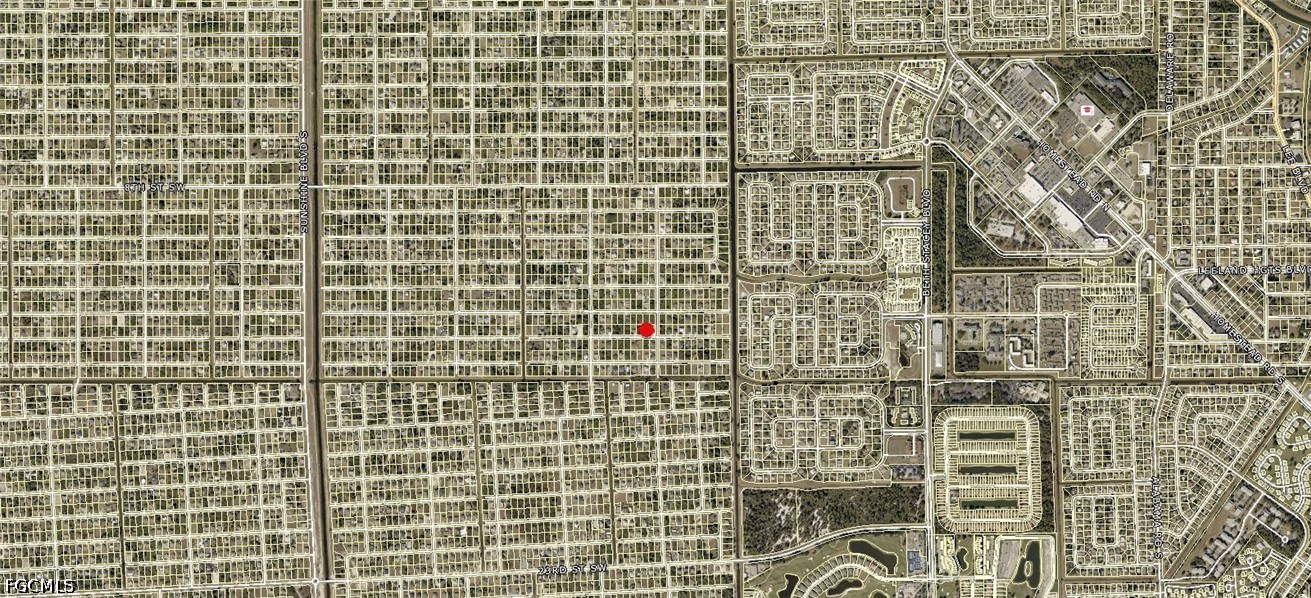 Residential for Sale in Lehigh Acres, photo 2