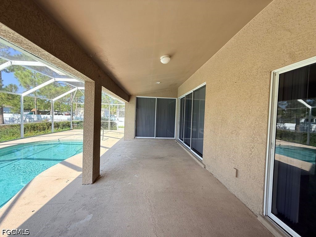 3 Bed Pool Home for Sale in Lehigh Acres, photo 2