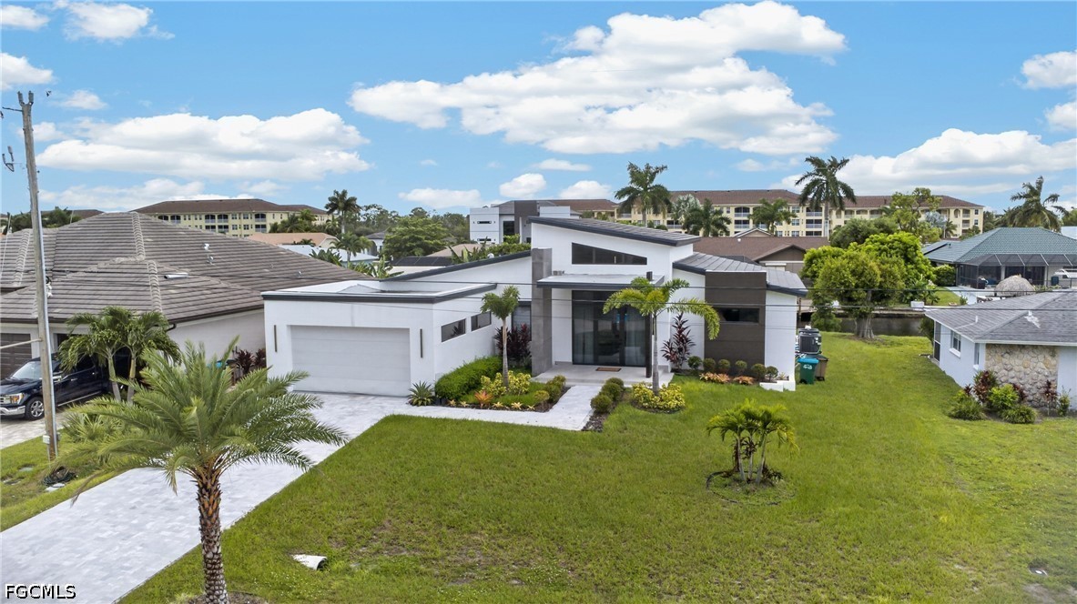4 Bed Pool Home for Sale in Cape Coral, photo 2