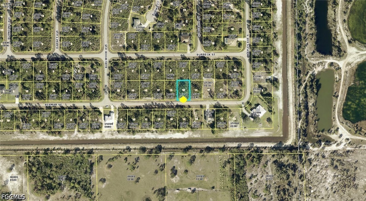 Residential for Sale in Lehigh Acres, photo 2