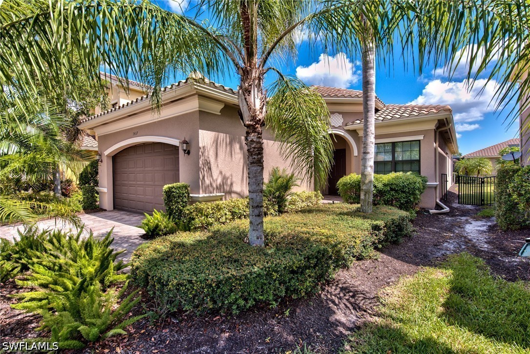 3 Bed SingleFamilyResidence for Sale in Naples, photo 2