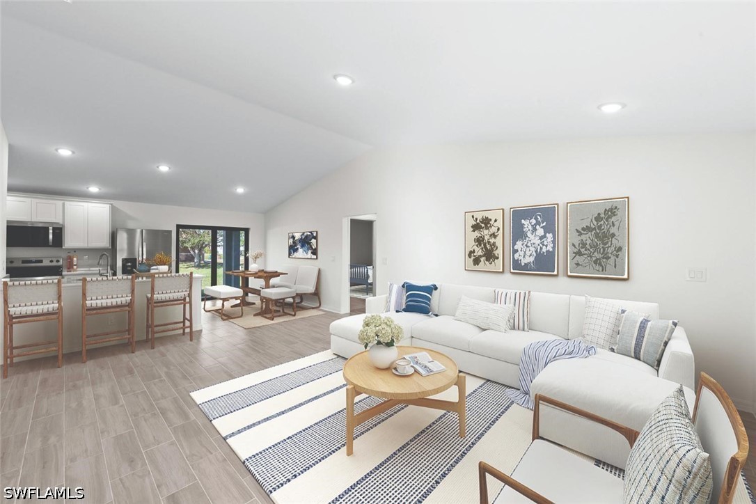 3 Bed SingleFamilyResidence for Sale in Lehigh Acres, photo 2