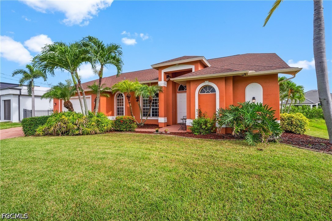 4 Bed Pool Home for Sale in Cape Coral, photo 2