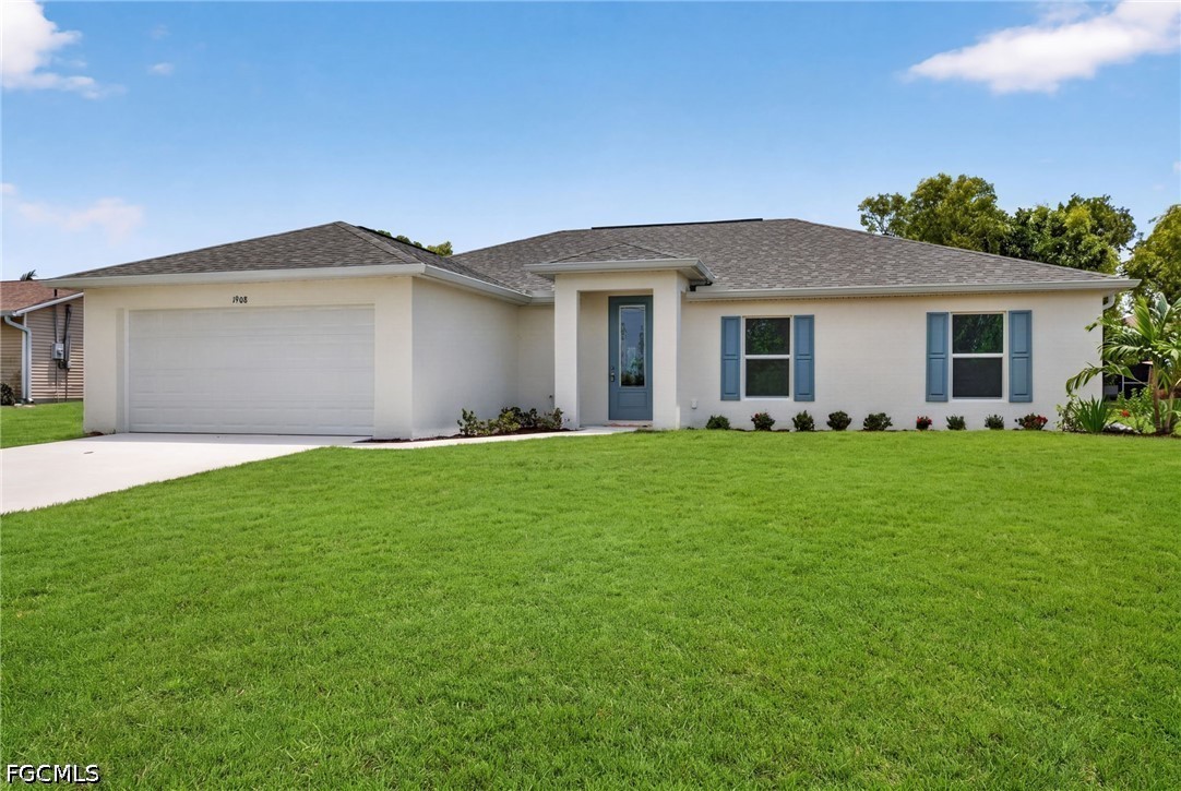 4 Bed SingleFamilyResidence for Sale in Cape Coral, photo 2