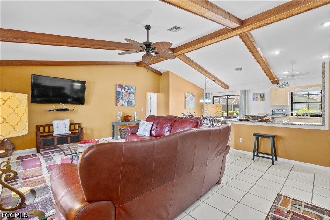 3 Bed Pool Home for Sale in Cape Coral, photo 2