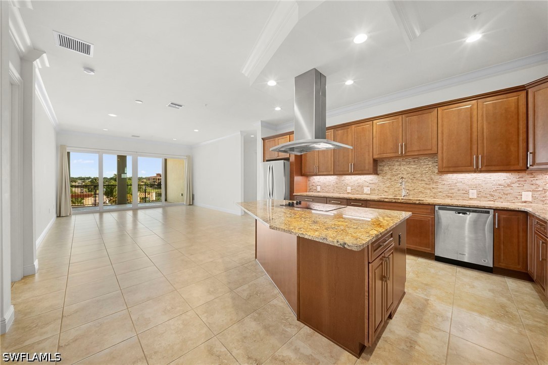 2 Bed Condominium for Sale in Genova, photo 2