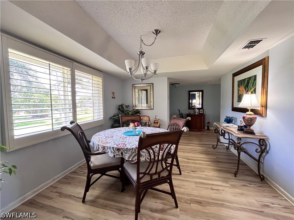 2 Bed Waterfront Home for Sale in Naples, photo 2
